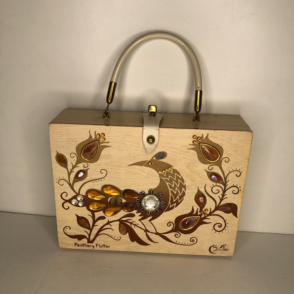 VINTAGE Collins of Texas "Feathery Flutter" wooden box bag.